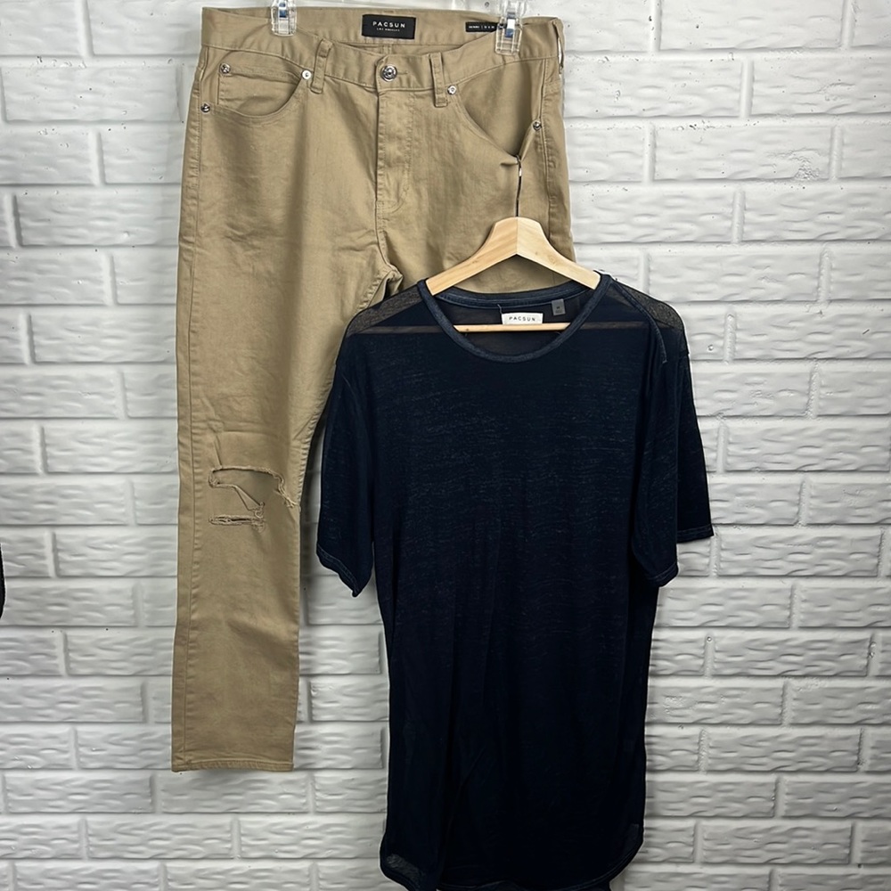 PACSUN bundle Men’s Khaki Distressed Jean 32/30 & PACSUN Sheer Navy T Sz Med